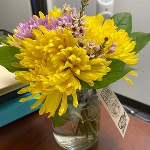 Meet your Posher, Laurel